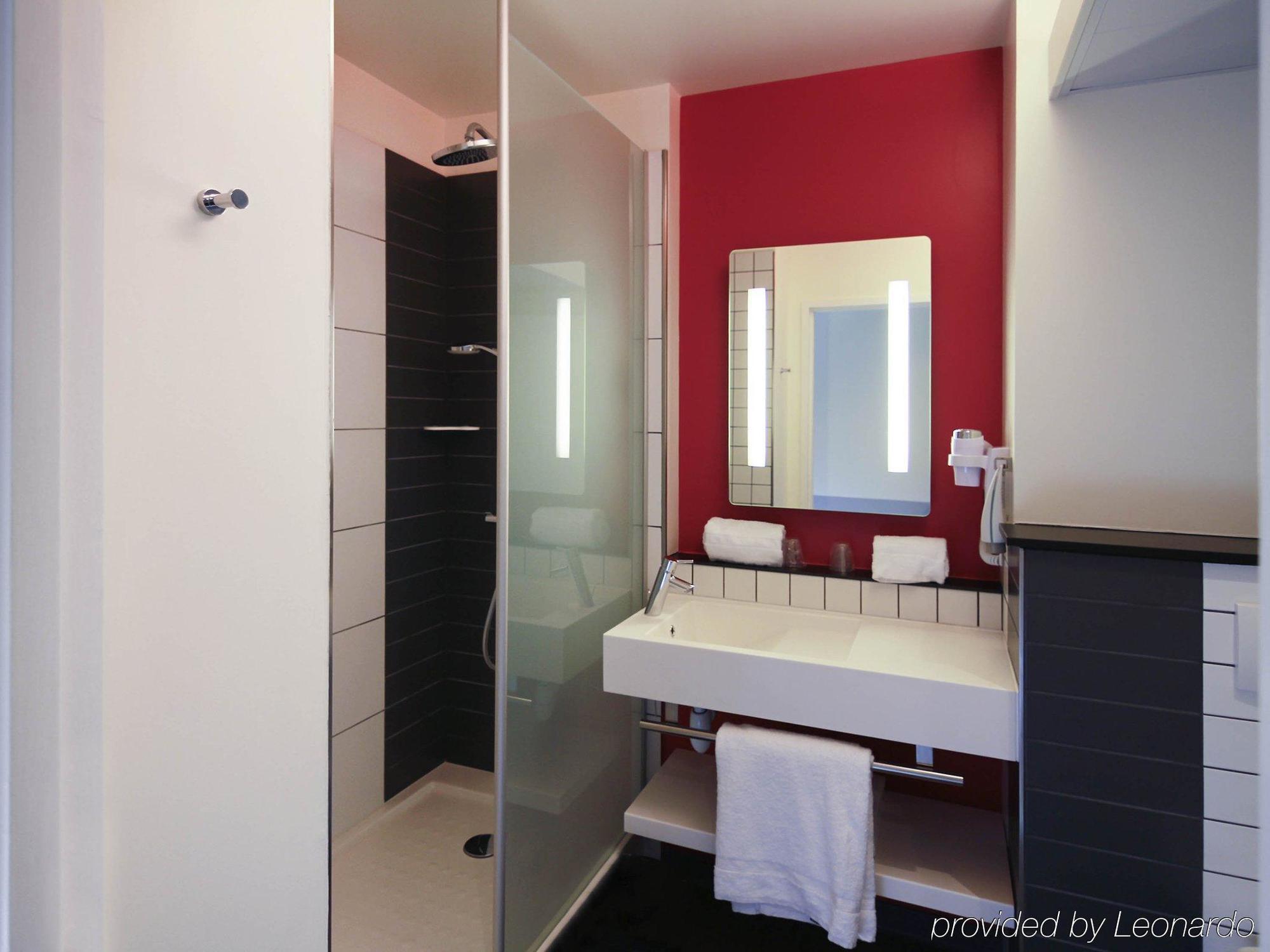 Ibis Styles Flers Hotel Buitenkant foto